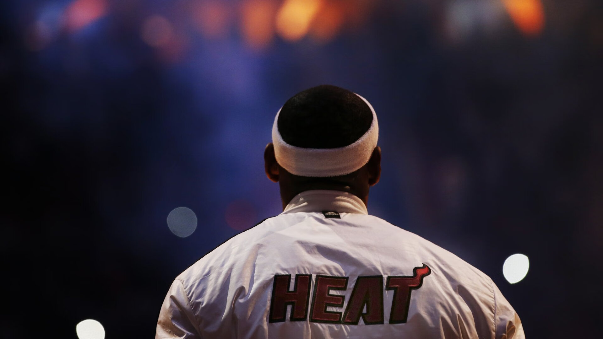 NBA“老詹VS新王”焦点战：跨时代对飙引爆全网直播